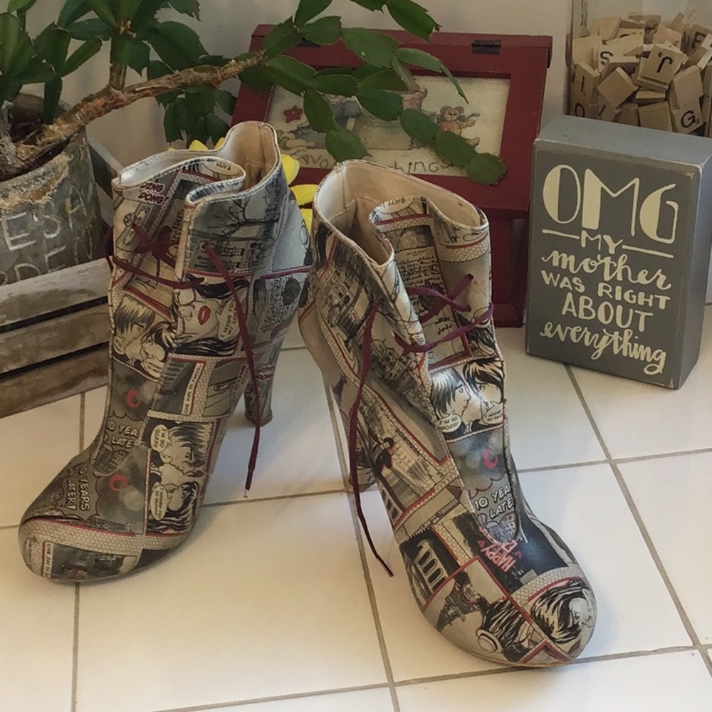‘DoGo’ Love in Paris Heeled Booties (#10)